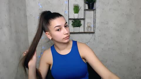 Karolina online show from March 10, 2025, 9:53 am