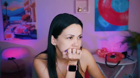 Karolina online show from December 5, 2024, 6:00 pm