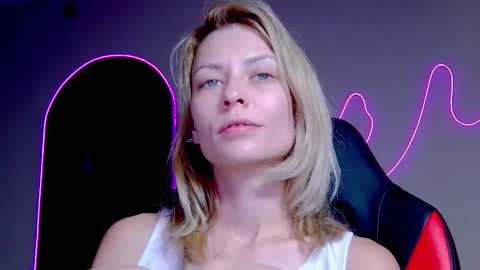 karoline121 online show from October 10, 2025, 8:19 pm