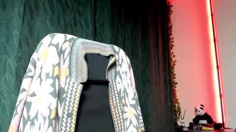 karoline121 online show from February 24, 2026, 9:13 pm