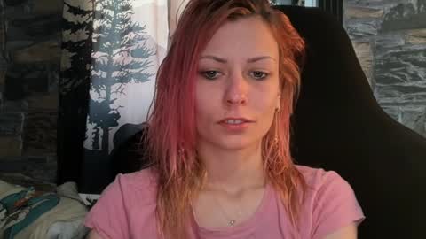 karoline121 online show from April 3, 2026, 4:16 pm