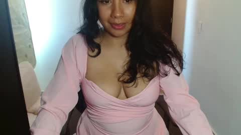 karolinecute online show from February 9, 2025, 8:13 pm