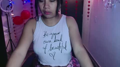 karolinecute online show from February 13, 2025, 4:11 am