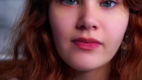 lina online show from December 18, 2025, 11:27 am