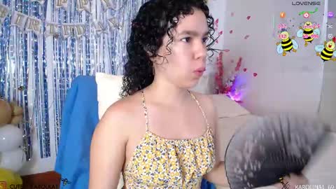 Karolina 3 online show from April 10, 2026, 1:38 pm