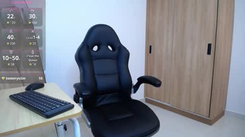 karol online show from October 16, 2025, 7:26 pm