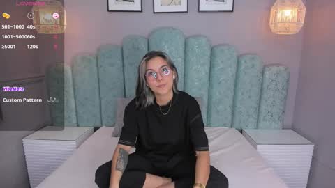 Karol Santos online show from December 20, 2024, 3:58 am