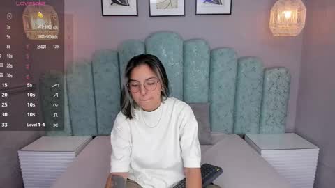 Karol Santos online show from February 22, 2025, 4:07 am