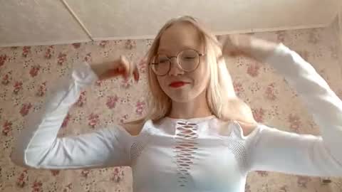 Snapshot of karoncabeza chatting on February 26, 2026, 7:18 am Sara online show from February 26, 2026, 7:18 am