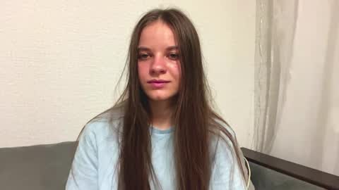 Lia online show from March 18, 2026, 4:21 pm