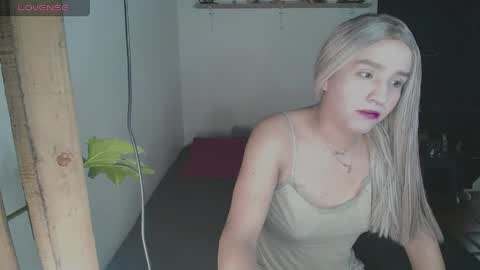 Snapshot of kary_blush chatting on May 17, 2026, 8:38 pm kary_blush online show from May 17, 2026, 8:38 pm