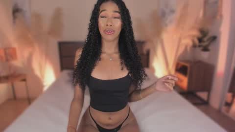 Kary Moon online show from March 18, 2026, 10:02 pm