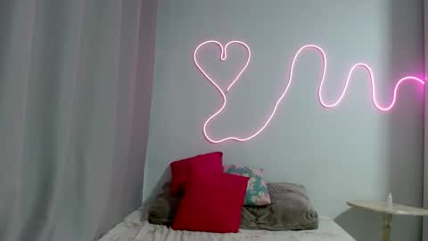 Tamires e Maicon online show from January 27, 2025, 11:43 pm