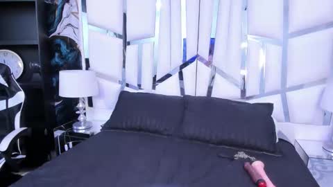 Snapshot of kat_ashbourne chatting on June 6, 2026, 5:06 pm kat_ashbourne online show from June 6, 2026, 5:06 pm