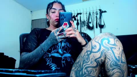 Kat online show from January 11, 2025, 4:59 am