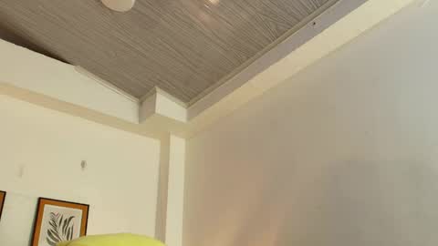 kat paradisse online show from April 11, 2026, 11:58 am