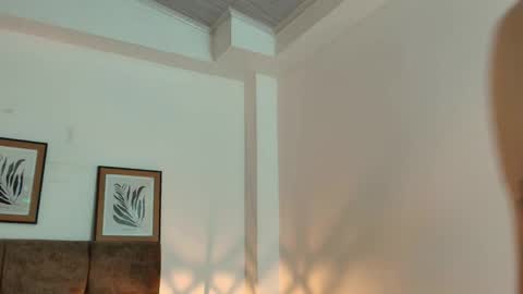 Snapshot of kat_paradisse chatting on May 16, 2026, 12:04 pm kat paradisse online show from May 16, 2026, 12:04 pm