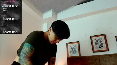 Snapshot of kat_paradisse chatting on May 30, 2026, 11:51 am kat paradisse online show from May 30, 2026, 11:51 am