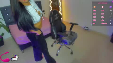 kataa_tay online show from November 24, 2025, 7:46 pm