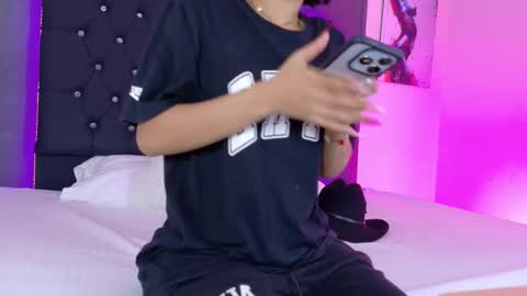 kataaleya__12 online show from November 8, 2025, 11:54 am