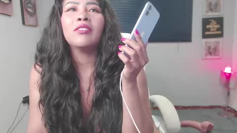 kataley4 online show from February 12, 2025, 2:14 am