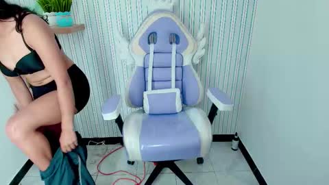 kataleya online show from September 12, 2025, 1:17 am