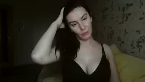 Snapshot of katalinaqe chatting on September 16, 2025, 4:57 am KatalinaQE online show from September 16, 2025, 4:57 am