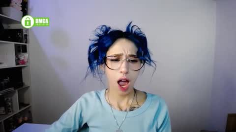 Maca online show from March 25, 2026, 2:23 pm