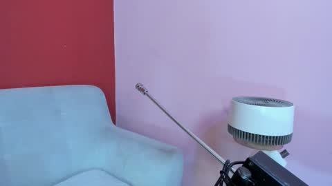 Kate  online show from March 12, 2026, 11:16 am