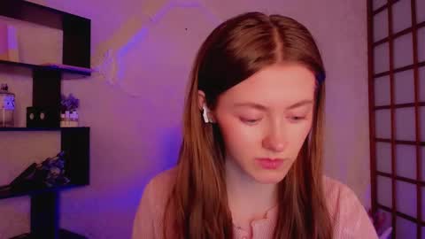 Kate online show from February 4, 2025, 2:07 am