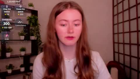 Snapshot of kate_cuddle chatting on May 26, 2026, 2:40 am Kate online show from May 26, 2026, 2:40 am