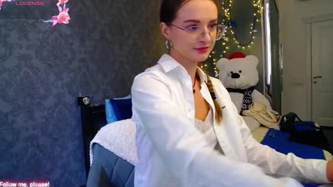 .Be kind and gentle with me and I will do my best for you.   online show from September 15, 2025, 10:26 am