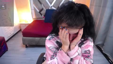 kate_lawrence_ online show from February 28, 2025, 9:04 am