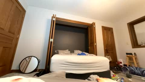 Kate Legend online show from March 5, 2026, 6:09 am