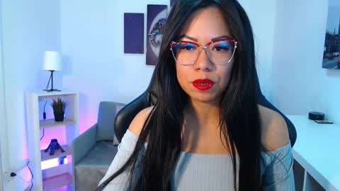 Kate  online show from September 29, 2025, 11:26 am