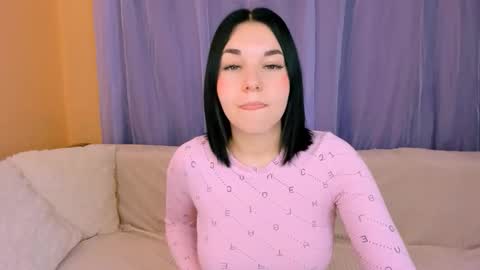 KATE online show from April 10, 2026, 7:02 am