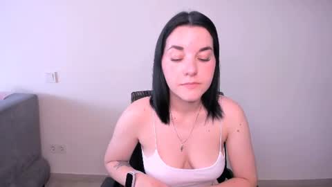 Snapshot of kate_ree_ chatting on June 25, 2026, 7:02 am KATE online show from June 25, 2026, 7:02 am