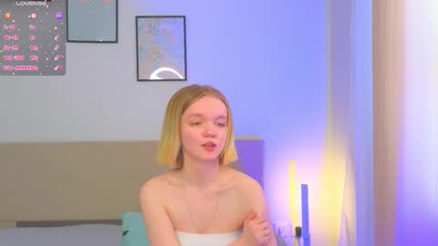 Snapshot of katebunnys chatting on February 14, 2026, 7:05 am katebunnys online show from February 14, 2026, 7:05 am