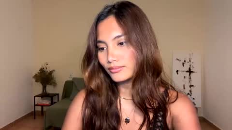 Snapshot of katedami chatting on December 6, 2024, 3:33 pm Kate Dami online show from December 6, 2024, 3:33 pm
