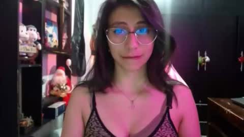 Snapshot of kateeen18 chatting on January 17, 2026, 6:07 am Kateeen18 online show from January 17, 2026, 6:07 am