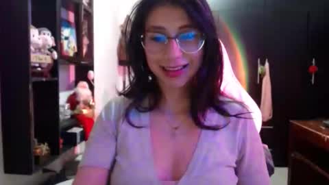 Snapshot of kateeen18 chatting on February 9, 2026, 5:55 am Kateeen18 online show from February 9, 2026, 5:55 am