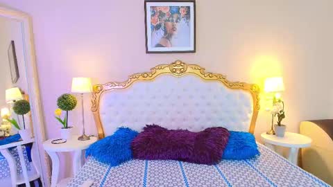 katee Martinez online show from October 2, 2025, 8:38 pm