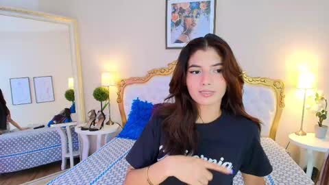 Snapshot of kateemartinez chatting on May 7, 2026, 8:03 pm katee Martinez online show from May 7, 2026, 8:03 pm