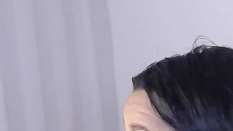 Snapshot of katejolie chatting on December 13, 2024, 1:01 pm Help me with rate thanks online show from December 13, 2024, 1:01 pm