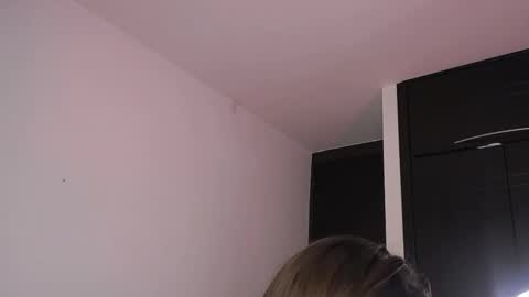 Snapshot of katejolie chatting on February 26, 2025, 8:04 am Help me with rate thanks online show from February 26, 2025, 8:04 am
