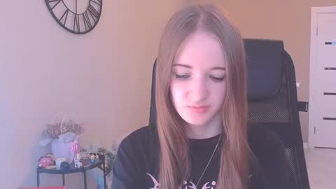 katekayer online show from September 13, 2025, 8:47 am