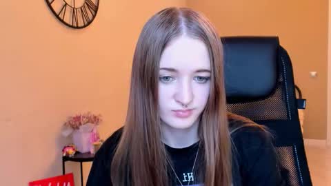 katekayer online show from October 27, 2025, 10:52 am