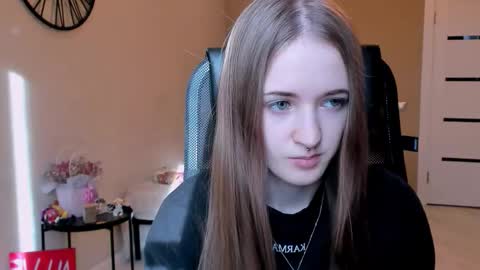 katekayer online show from November 4, 2025, 10:47 am