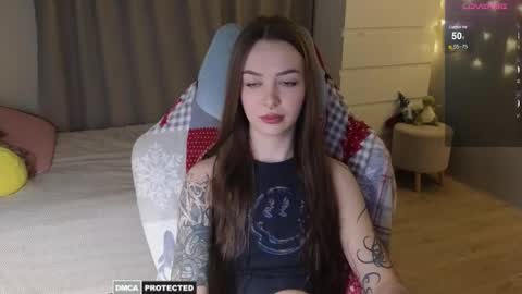 Im Kate  online show from March 4, 2025, 2:32 pm