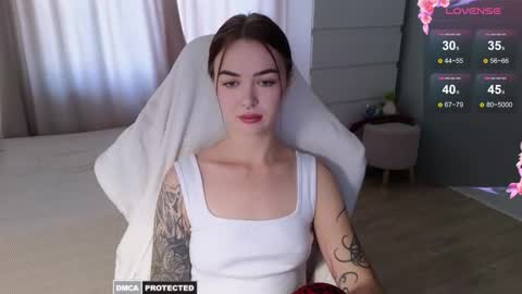 Im Kate  online show from September 18, 2025, 6:26 am